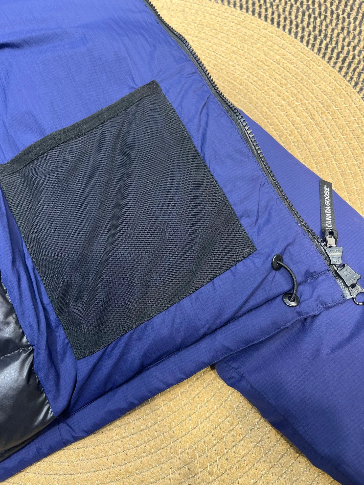 P960 Canada Goose down jacket, top version, warm and cold-proof, nice upper body effect, super light, Big Goose 5078 model, Canada Goose 5078m model, loe, men's short hooded, lightweight style.  size：s-xxl